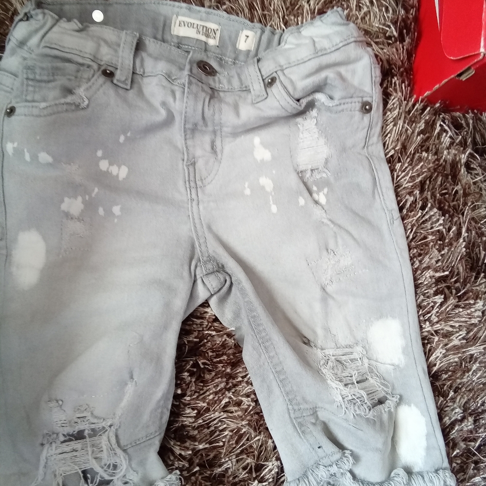 Denim cut shorts with bleaching